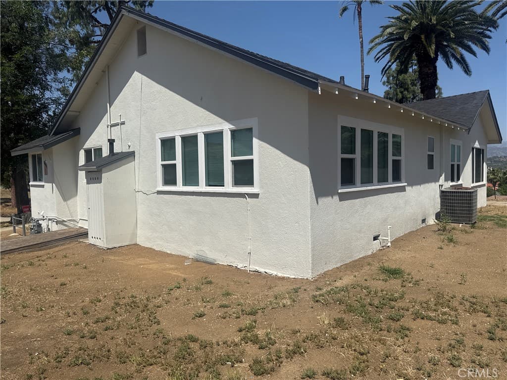 Home at 1390 Prospect, Pomona — photo 8 of 12