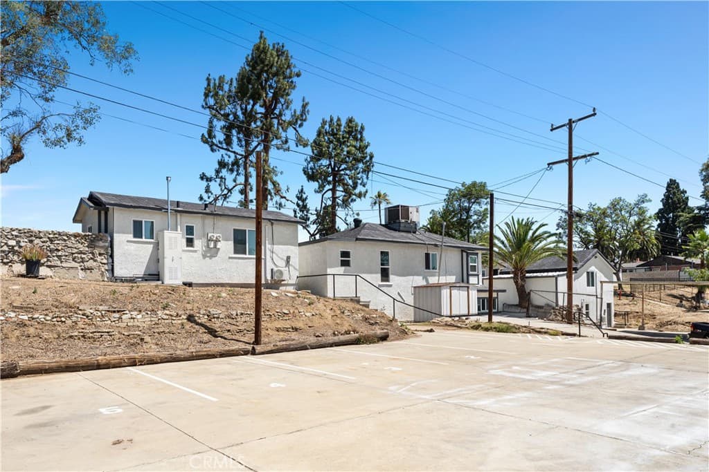 Multi-Family at 1406 Prospect, Pomona — photo 9 of 12