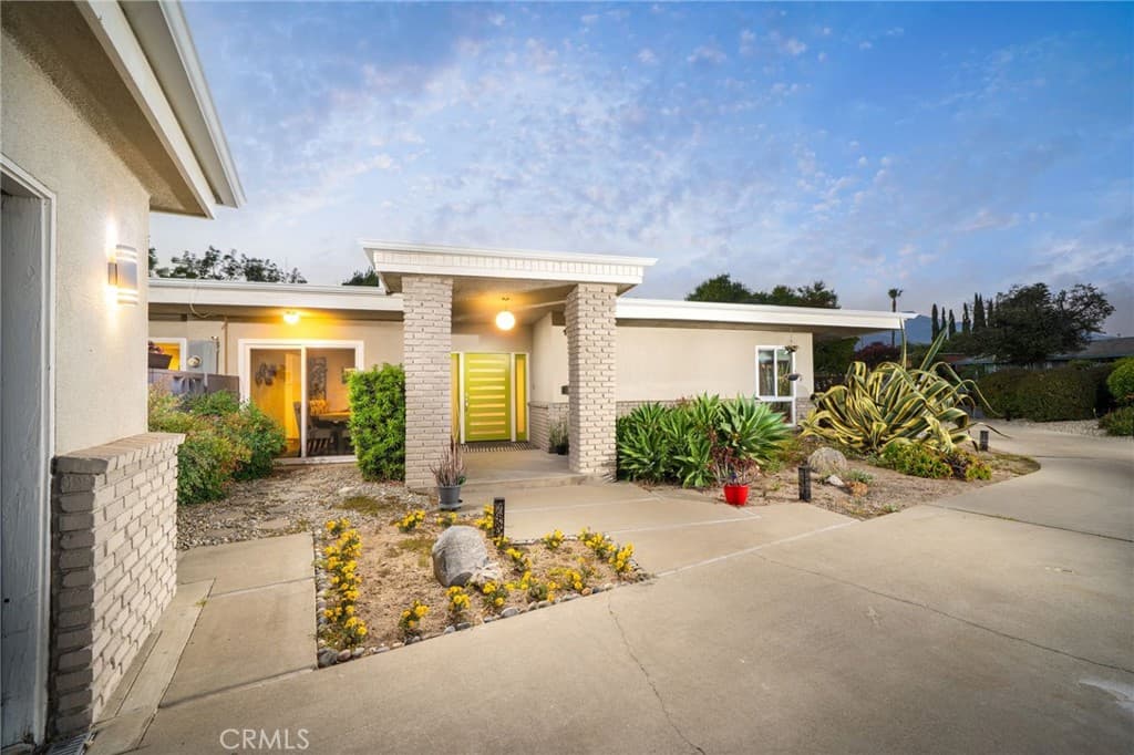 Home at 2129 N San Marcos Place, Claremont — photo 2 of 12