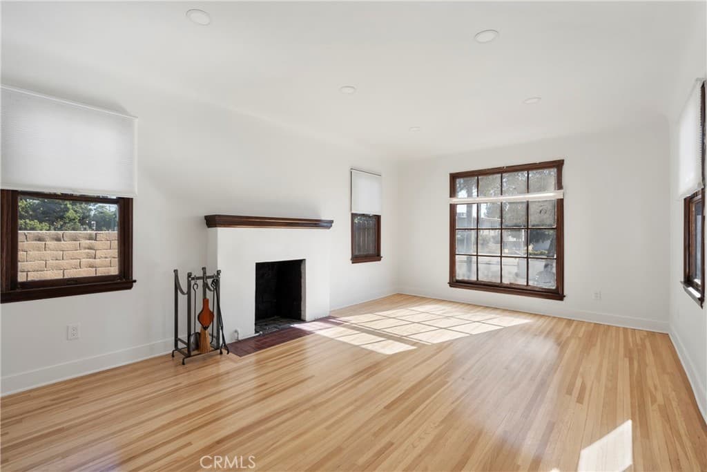 Home at 433 W Arrow, Claremont — photo 8 of 12
