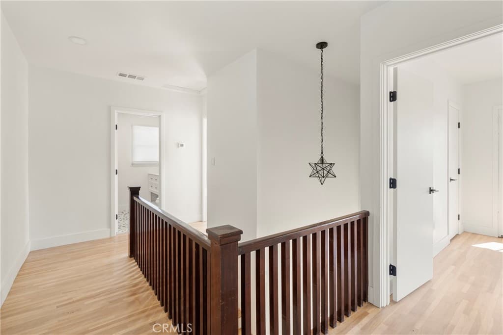 Home at 433 W Arrow, Claremont — photo 9 of 12