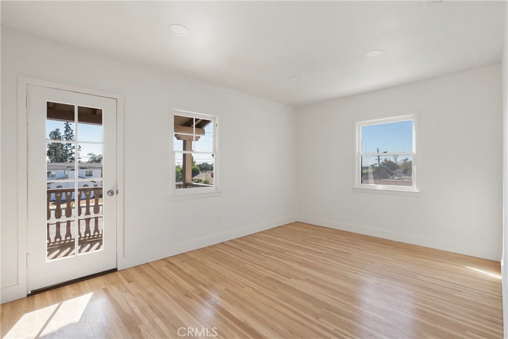 Home at 433 W Arrow, Claremont — photo 10 of 12