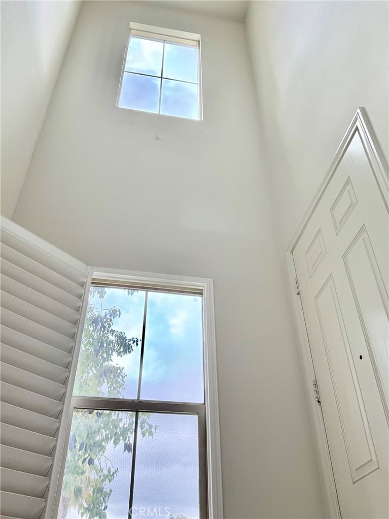 Condo at 951 N Sunrise Lane B, Azusa — photo 4 of 12