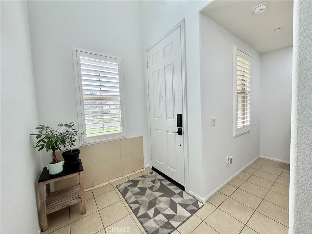 Condo at 951 N Sunrise Lane B, Azusa — photo 6 of 12