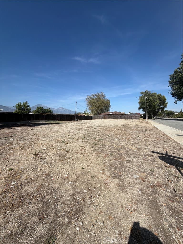 Home at 1978 N Indian Hill, Claremont — photo 6 of 9