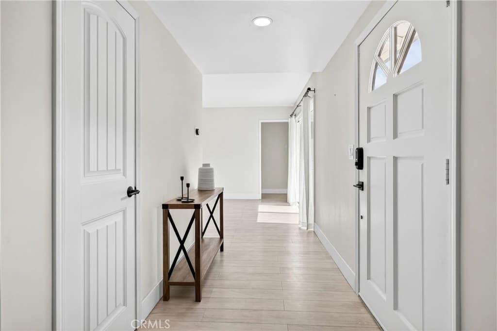 Home at 587 Sycamore Avenue, Claremont — photo 8 of 12