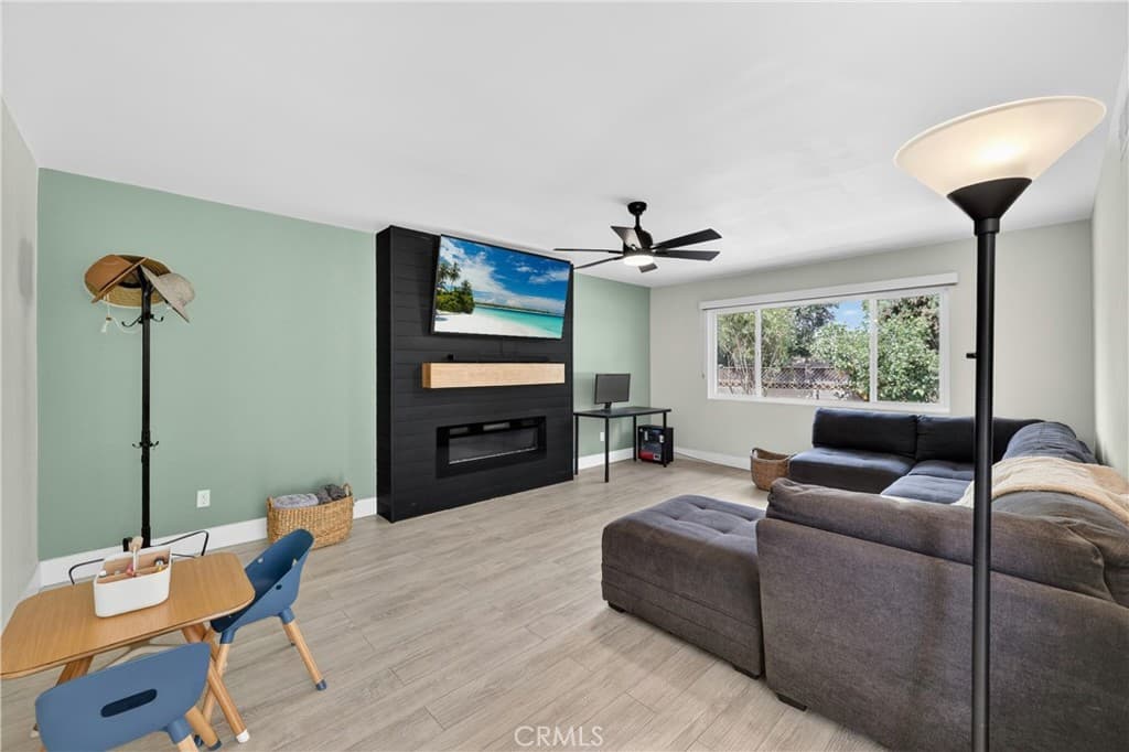 Home at 587 Sycamore Avenue, Claremont — photo 9 of 12
