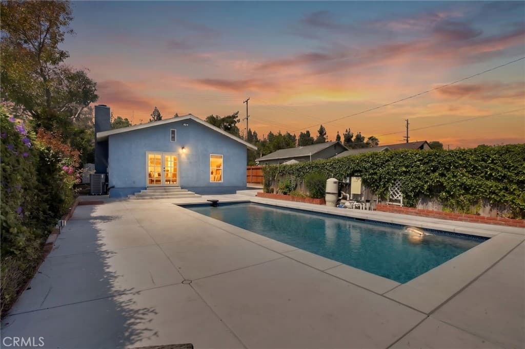 Home at 316 W 5th Street, San Dimas — photo 4 of 12