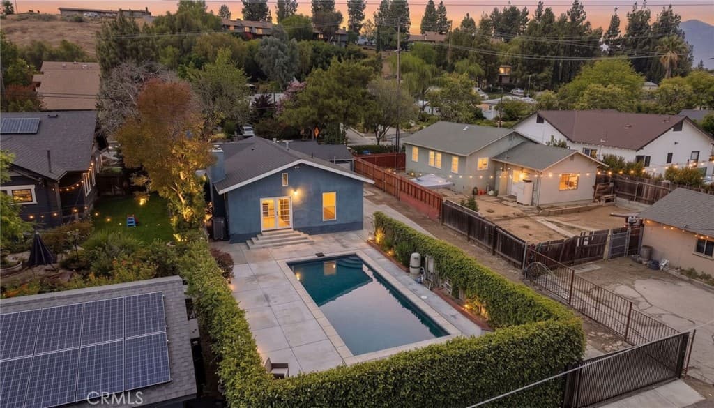 Home at 316 W 5th Street, San Dimas — photo 5 of 12