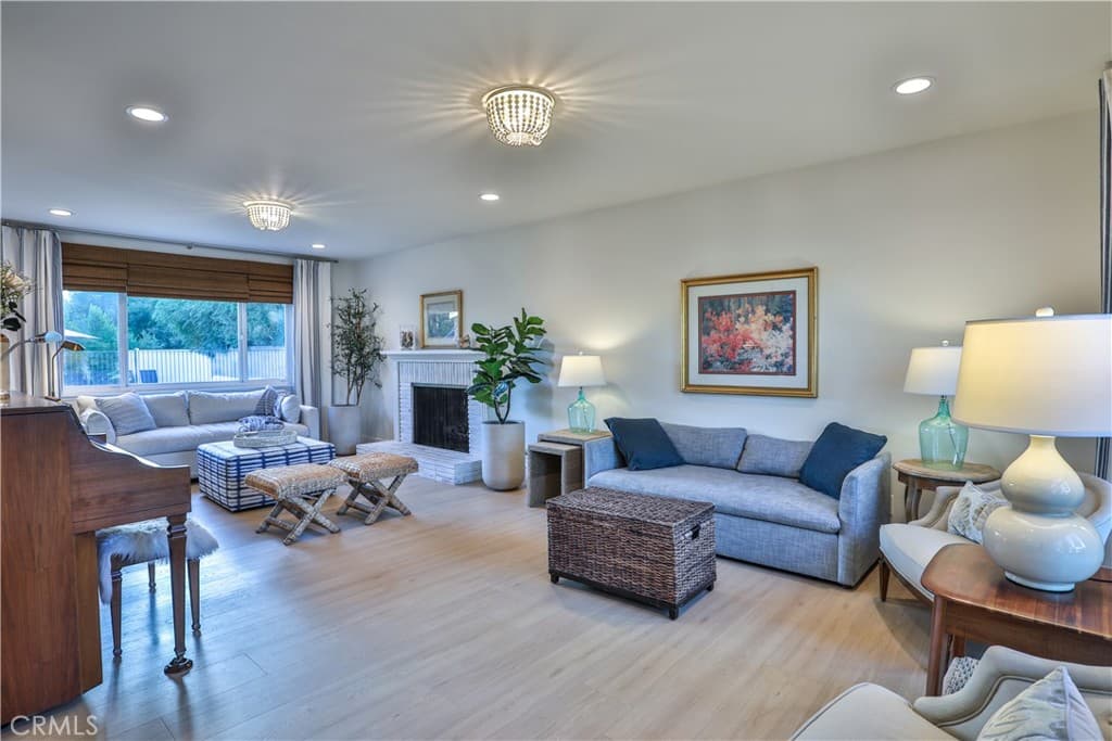 Home at 2117 Oxford Avenue, Claremont — photo 7 of 12