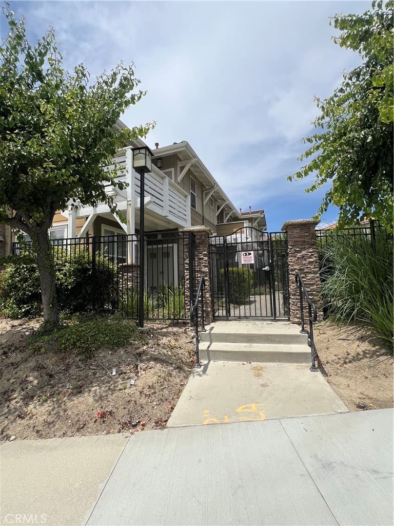 Condo at 855 Francesca 103, Walnut — photo 4 of 12