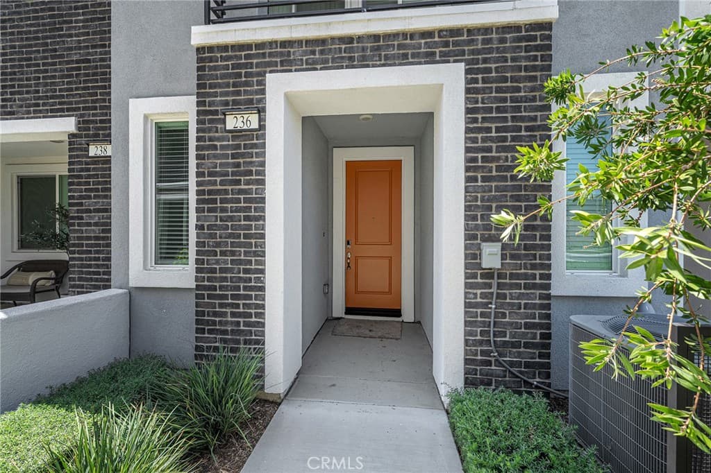 Condo at 236 lockhart Way, West Covina — photo 3 of 12