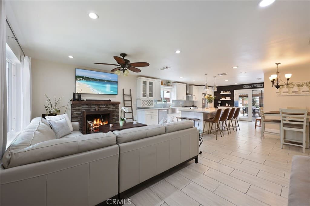 Home at 14020 Trailside, La Puente — photo 6 of 12