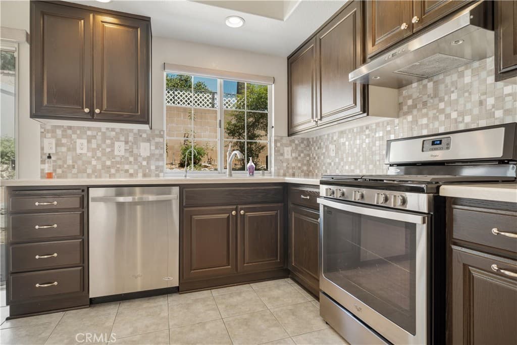 Condo at 1062 Brookfield Place 54, Glendora — photo 3 of 12