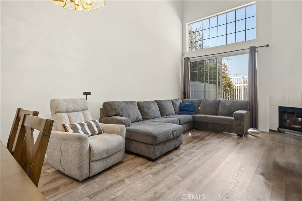 Condo at 113 Autumn Oaks Lane, Glendora — photo 6 of 12