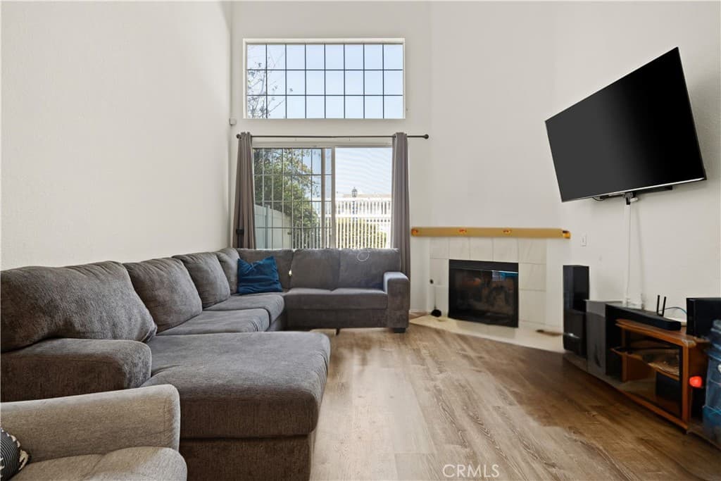 Condo at 113 Autumn Oaks Lane, Glendora — photo 7 of 12