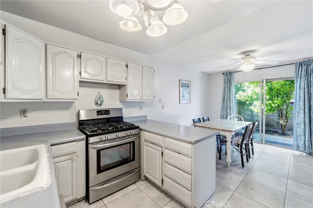 Condo at 836 E Ponderosa, Azusa — photo 12 of 12