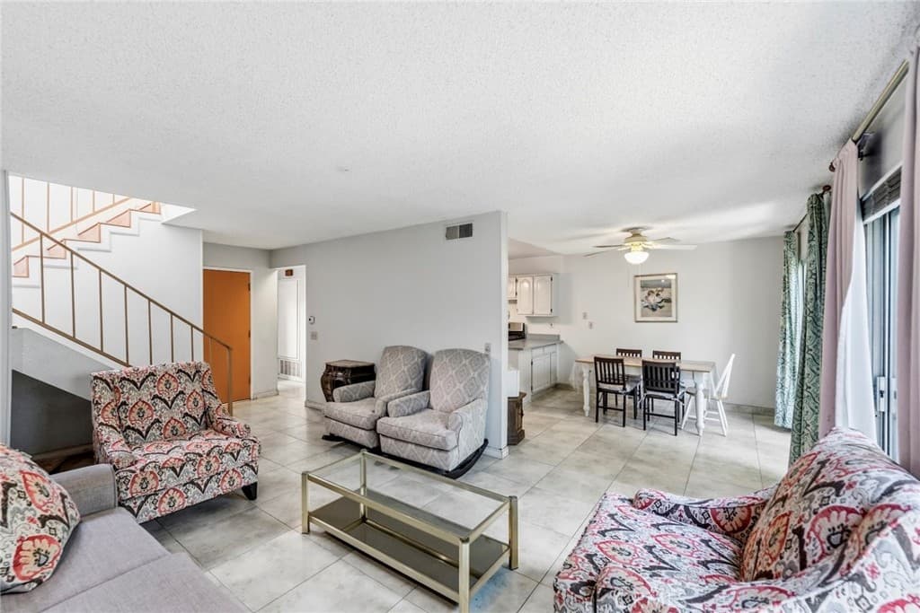 Condo at 836 E Ponderosa, Azusa — photo 8 of 12