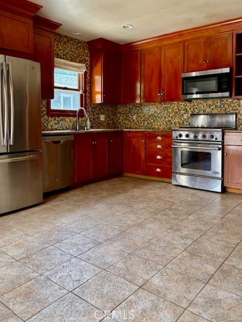 Home at 165 Lincoln, Pomona — photo 9 of 12