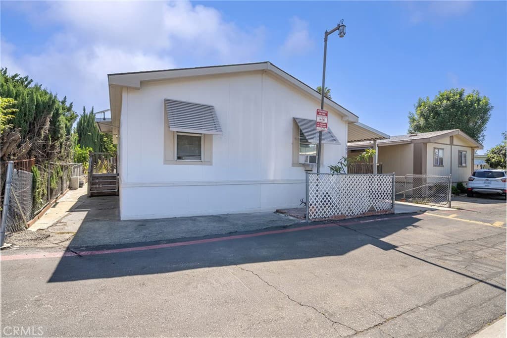 Home at 1401 W 9th 103, Pomona — photo 2 of 12