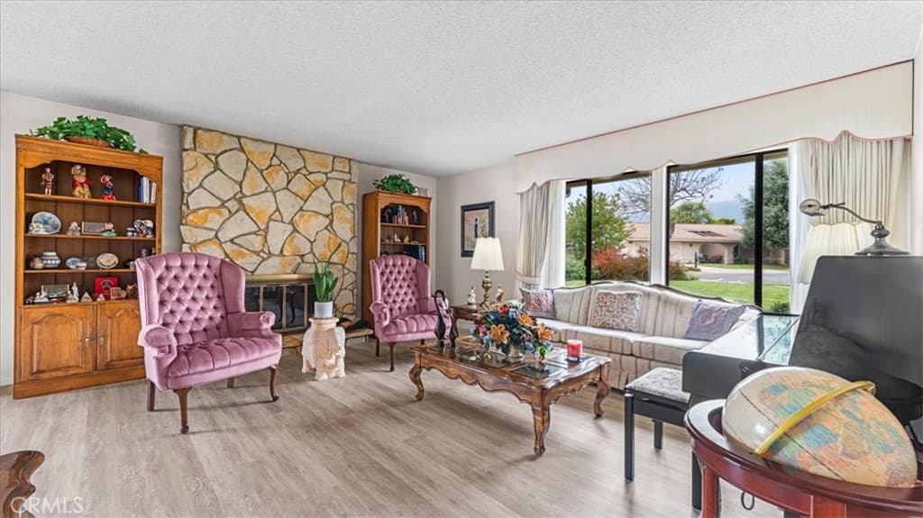 Home at 532 Chouinard Circle, Claremont — photo 2 of 12