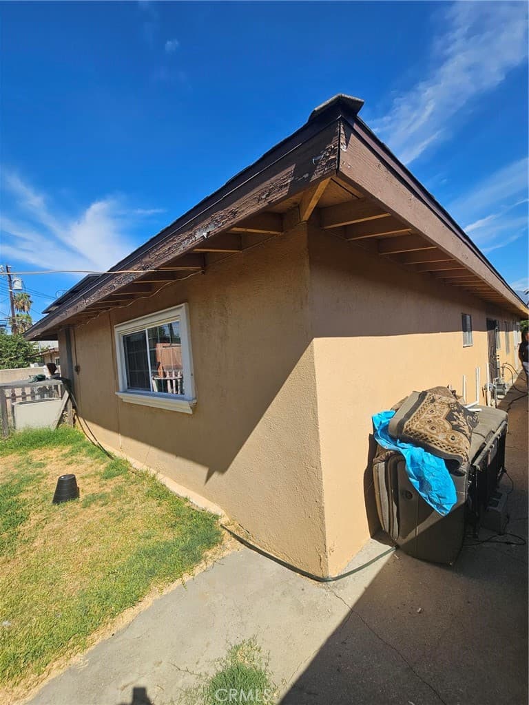 Home at 14636 Demblon, Baldwin Park — photo 9 of 11