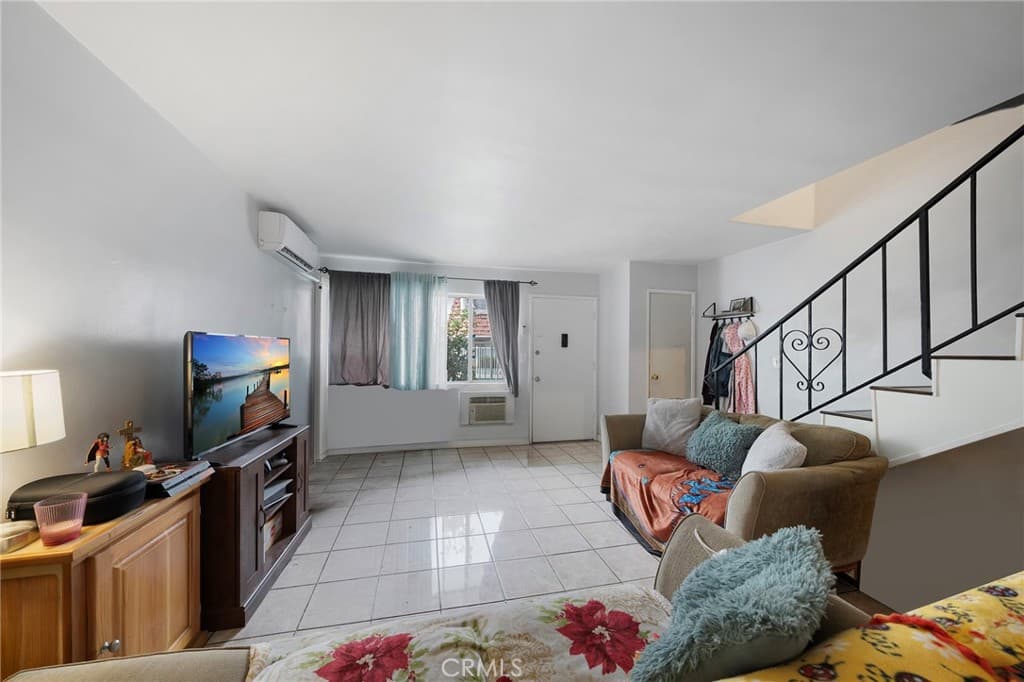 Condo at 2025 Las Vegas Avenue 3, Pomona — photo 6 of 12