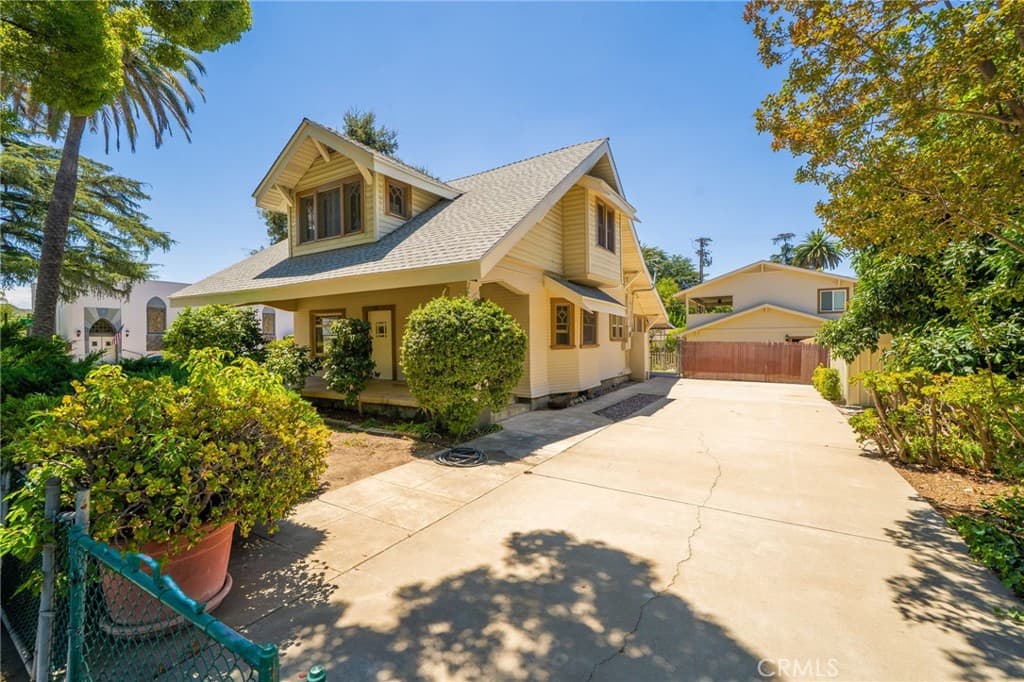 Home at 2382 Bonita Avenue, La Verne — photo 4 of 12