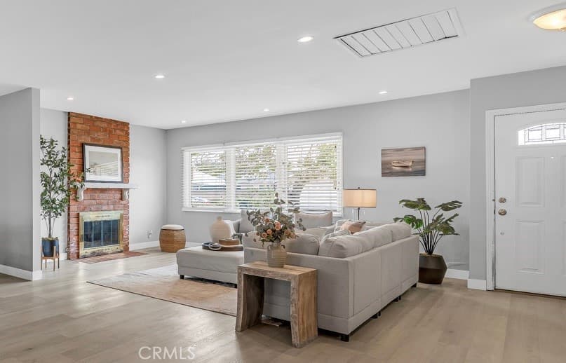 Home at 1149 Norgate Street, San Dimas — photo 4 of 12