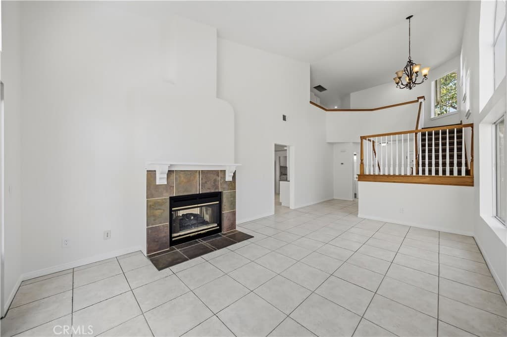 Townhouse at 998 Lotus Circle, San Dimas — photo 3 of 12