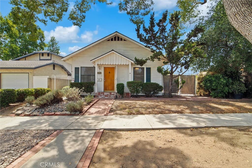 Multi-Family at 1005 N Alameda, Azusa — photo 1 of 12
