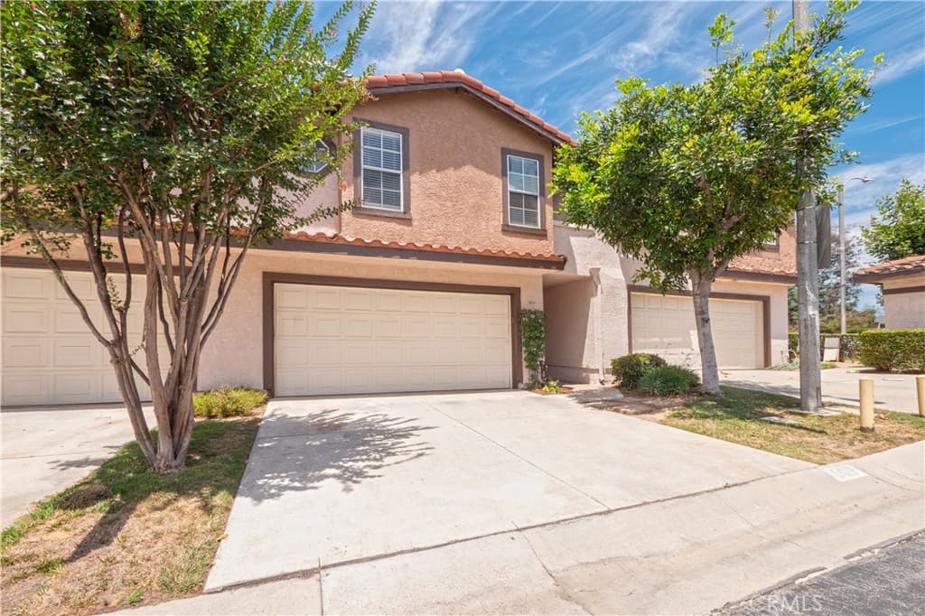 Townhouse at 809 Tiverton Court, San Dimas — photo 3 of 12