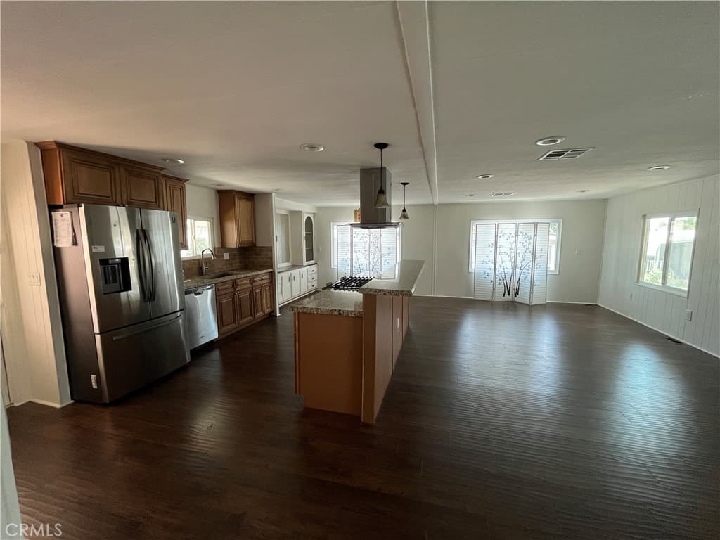 Home at 3945 Bradford 49, La Verne — photo 12 of 12