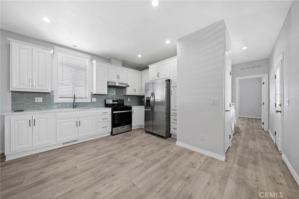 Home at 801 W. Covina Boulevard 181, San Dimas — photo 4 of 12
