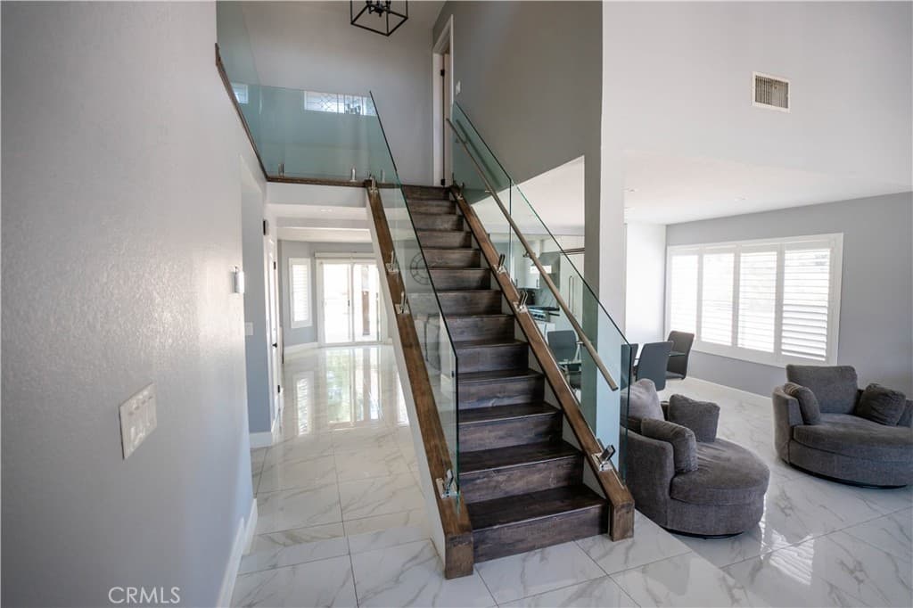 Home at 1425 Ancona Drive, La Verne — photo 6 of 12