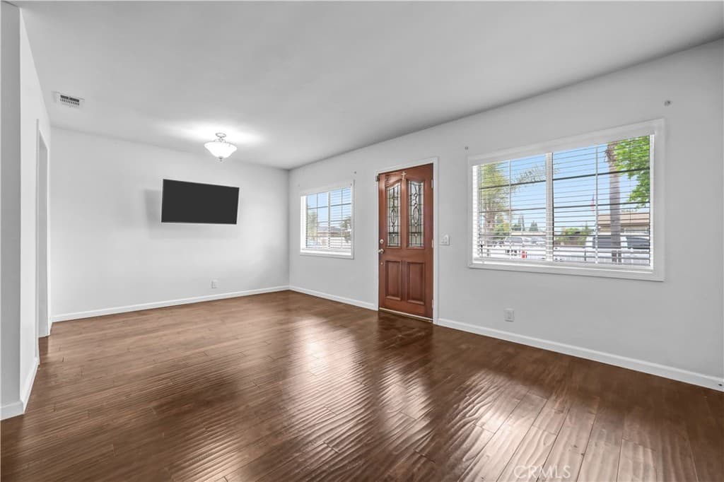 Home at 14657 Channing Street, Baldwin Park — photo 3 of 12