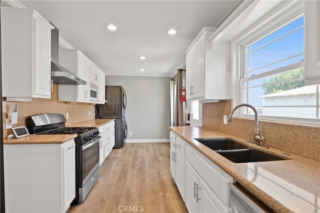 Home at 1131 E Puente Avenue, West Covina — photo 3 of 12
