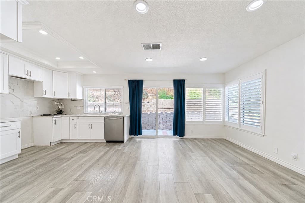 Home at 1902 Kiowa Crest Drive, Diamond Bar — photo 5 of 12