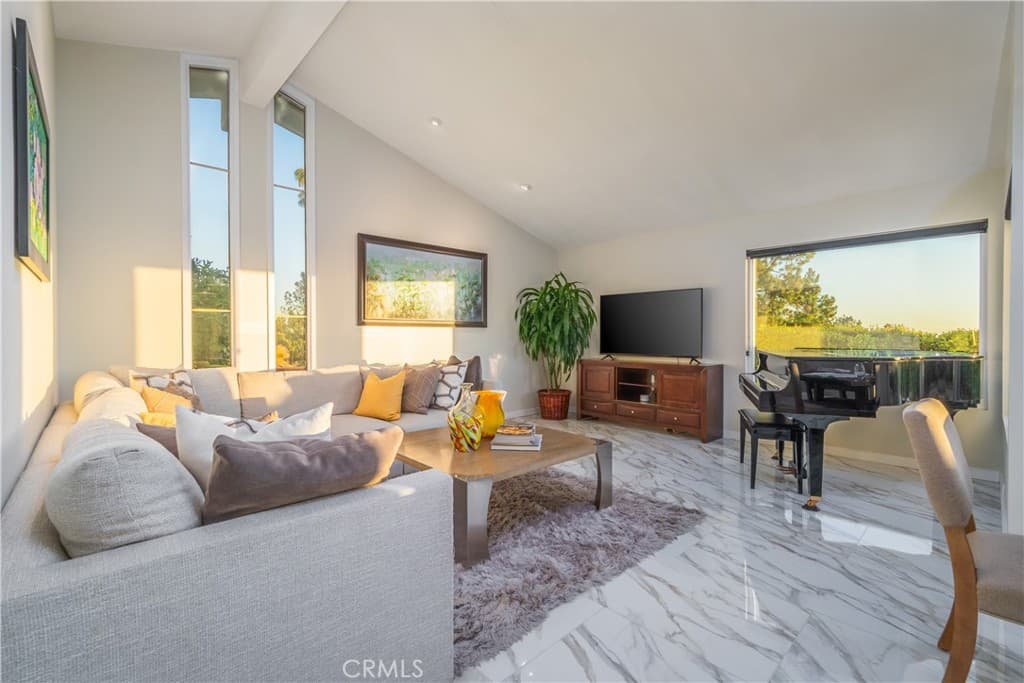 Home at 2817 N Mountain, Claremont — photo 8 of 12