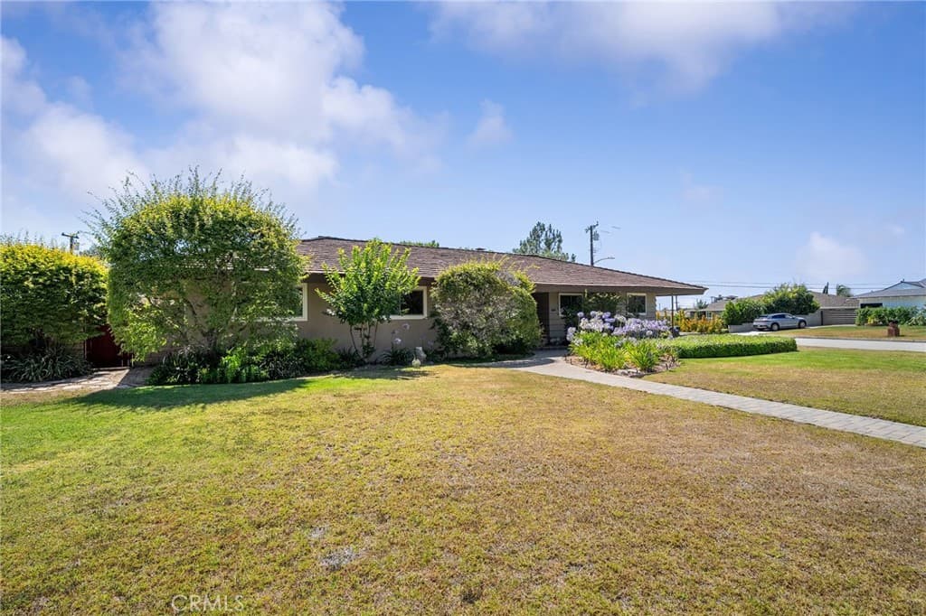 Home at 409 S La Serena, West Covina — photo 9 of 12