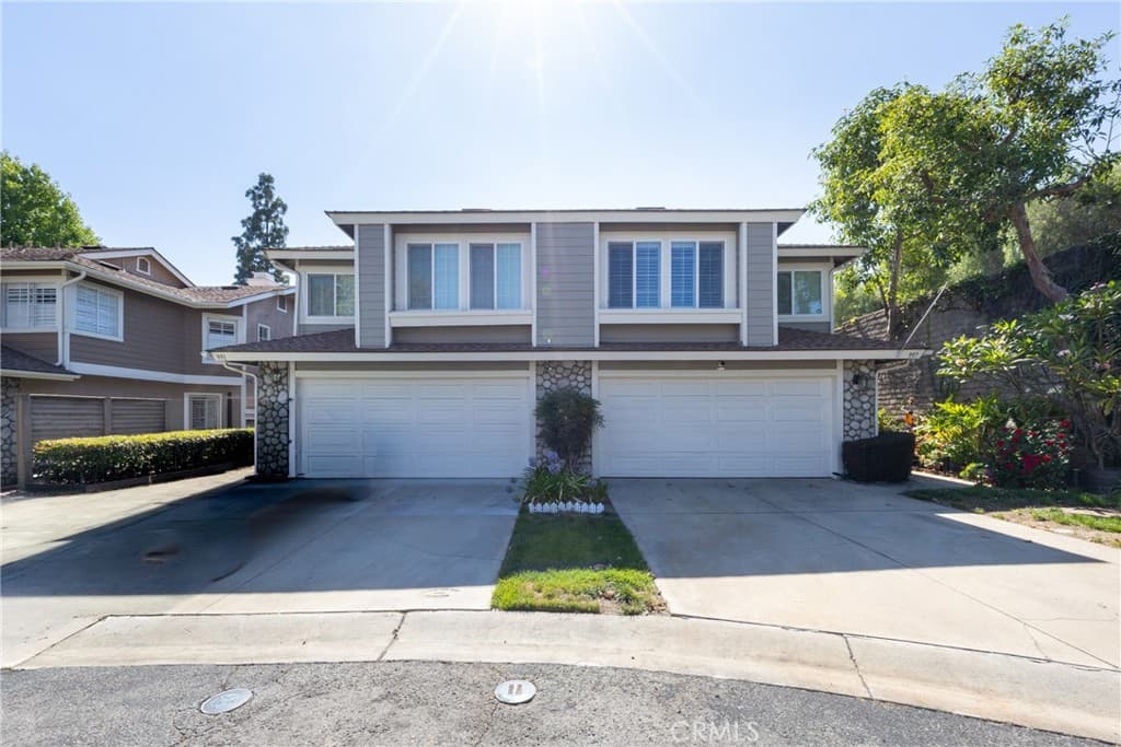 Townhouse at 997 Lotus Circle, San Dimas — photo 4 of 12