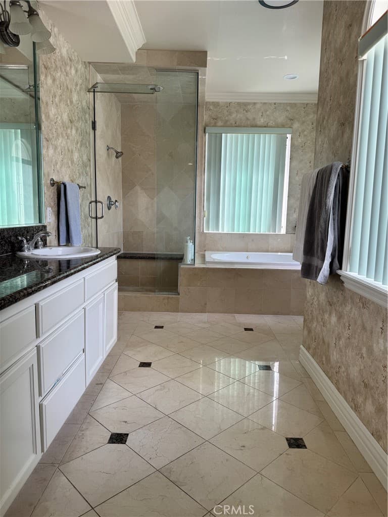 Townhouse at 127 S 3rd Avenue A, Arcadia — photo 8 of 12