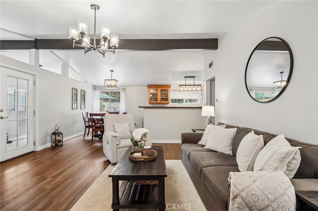Home at 1107 E Walnut Avenue, Glendora — photo 2 of 12