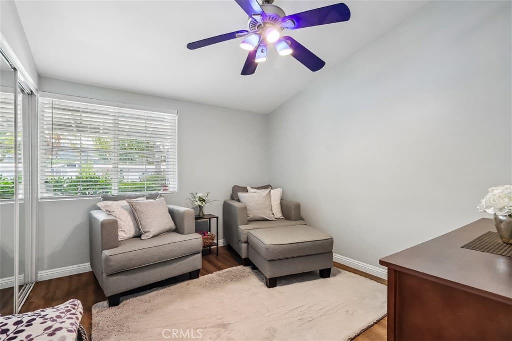 Home at 1107 E Walnut Avenue, Glendora — photo 10 of 12