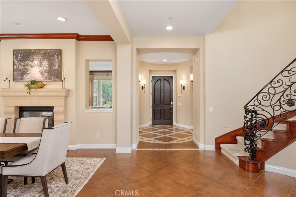 Home at 4394 Hiwassee, Claremont — photo 7 of 12