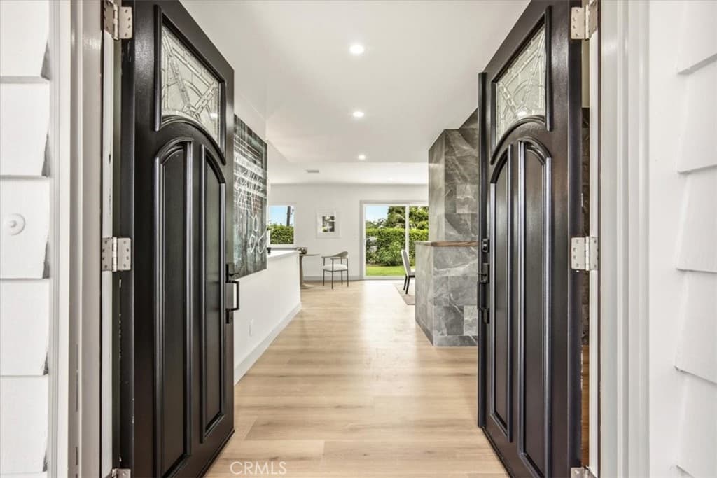 Home at 818 Hood, Claremont — photo 8 of 12