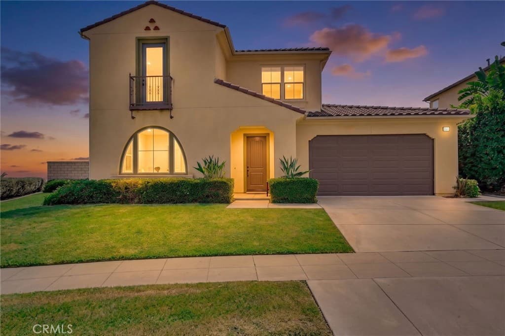 Home at 864 E Manresa Drive, Azusa — photo 3 of 12