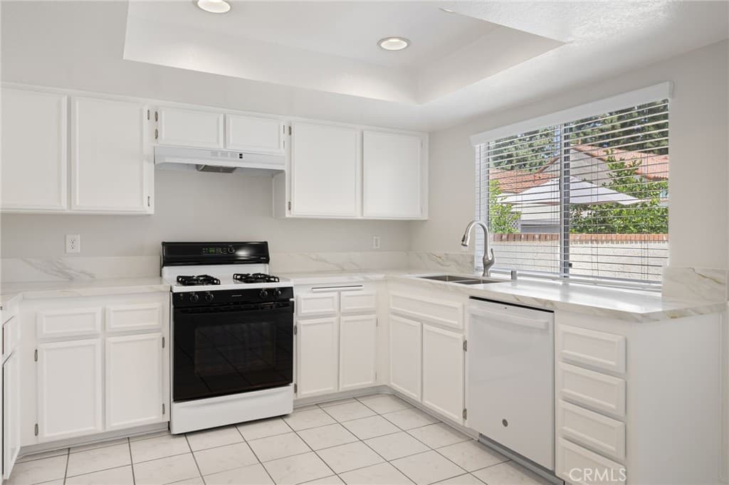 Condo at 711 Santa Rosa Court, San Dimas — photo 12 of 12