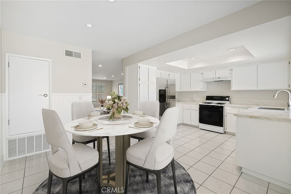 Condo at 711 Santa Rosa Court, San Dimas — photo 10 of 12