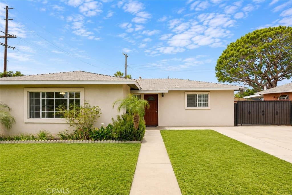 Home at 1134 Hermosa Avenue, Pomona — photo 1 of 12
